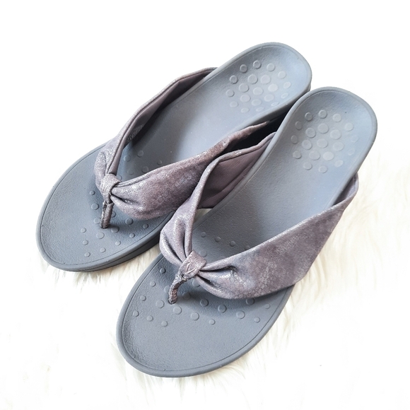 Vionic Arabella Metallic Pewter Wedge Toe Post Sandals 10 - Picture 4 of 9